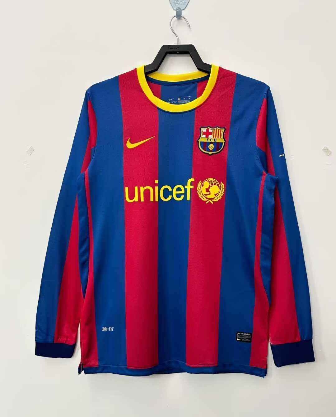Barcelone 2010-2011 Home Long Sleeved