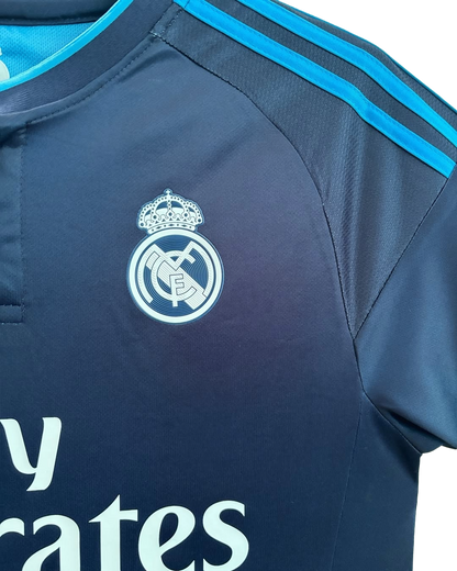 Real Madrid 2015/16 Away