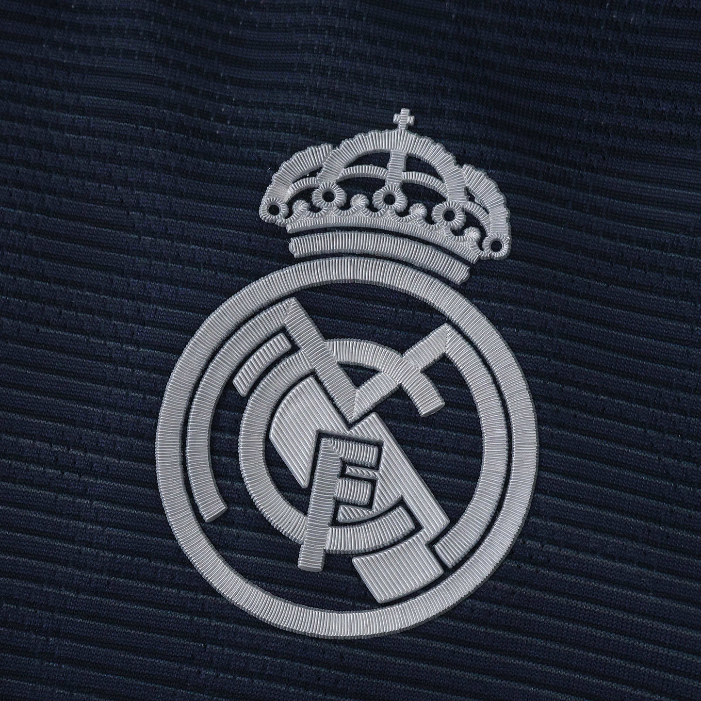 Real Madrid 2025-2026 Away (LIVRAISON 2 JOURS)
